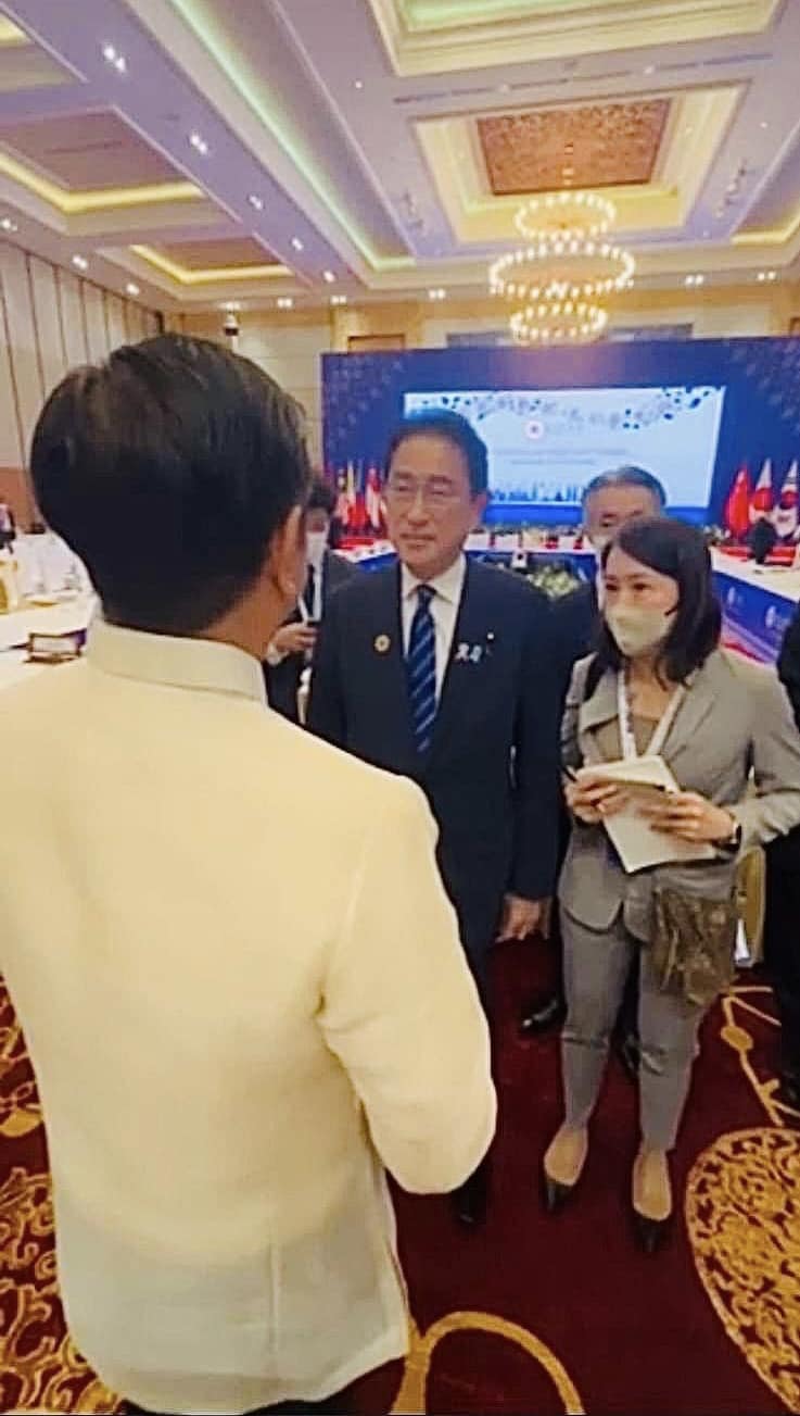 Pong Bong Marcos, 중국, 일본과의 관계 강화 약속 - 1