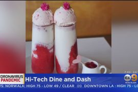 하이테크 "Dyn & Dash"로 인기있는 한국 카페 퓨전 폐쇄