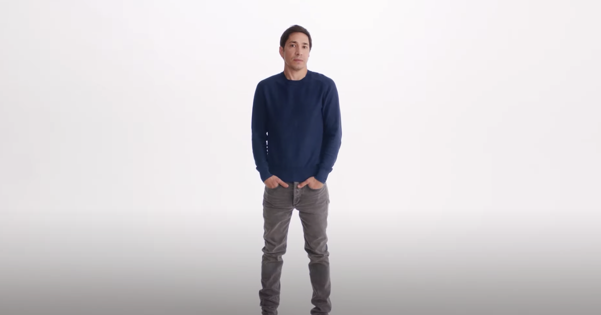 “I ‘m a Mac”으로 알려진 Justin Long은 새로운 Intel 광고에서 Apple을 운영하고 있습니다.