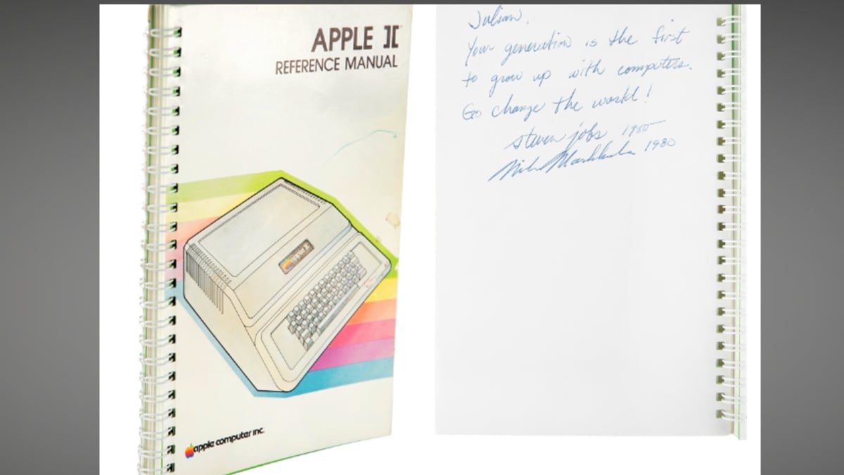 스티브 잡스, 1980년에 서명하고 녹음한 Apple II 매뉴얼 $787,484에 경매