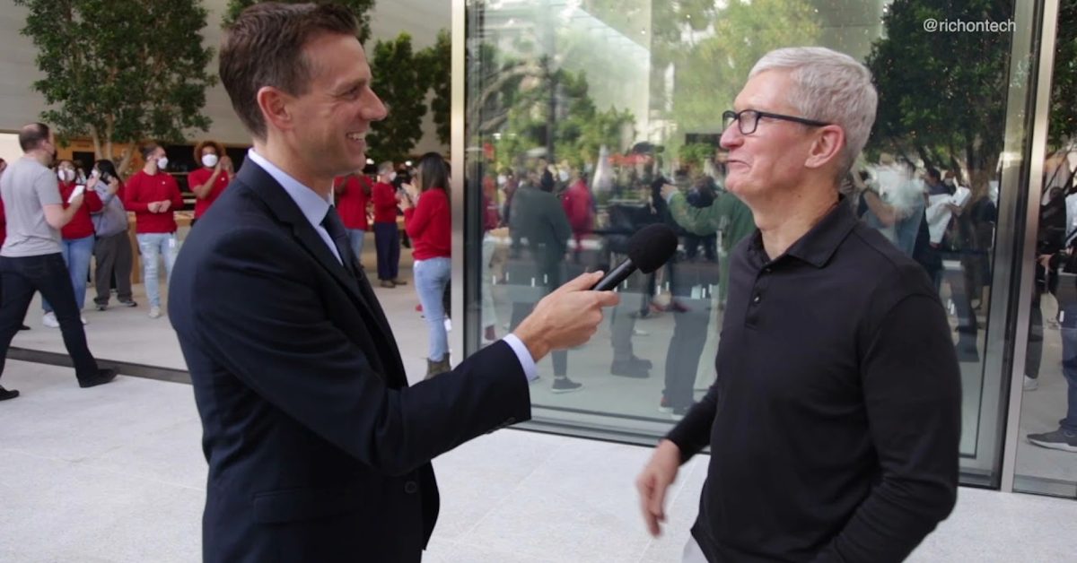 Tim Cook은 새로운 인터뷰에서 Apple의 다음 '중요한 것'인 DIY 수리 광고에 대해 이야기합니다.