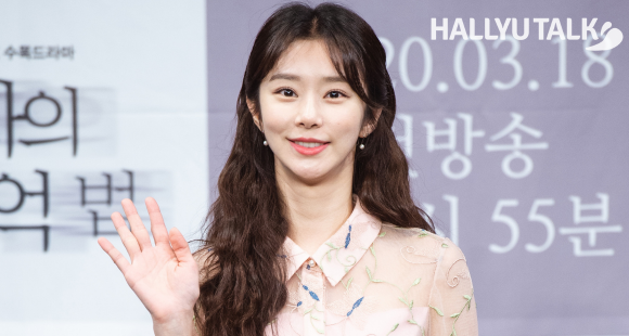 '돈벌이' 이주빈, 박민영, 고경표 등이 출연하는 tvN 드라마?