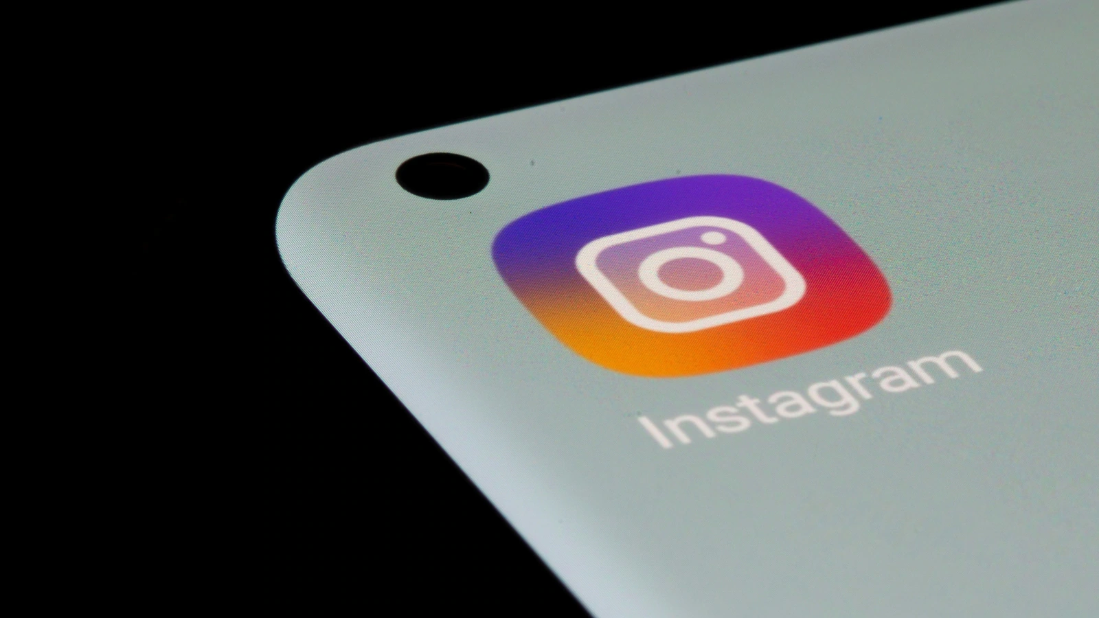 Instagram 트릭: 레이아웃을 사용하여 여러 장의 사진을 하나로 결합합니다.  어떻게하는지 배우다