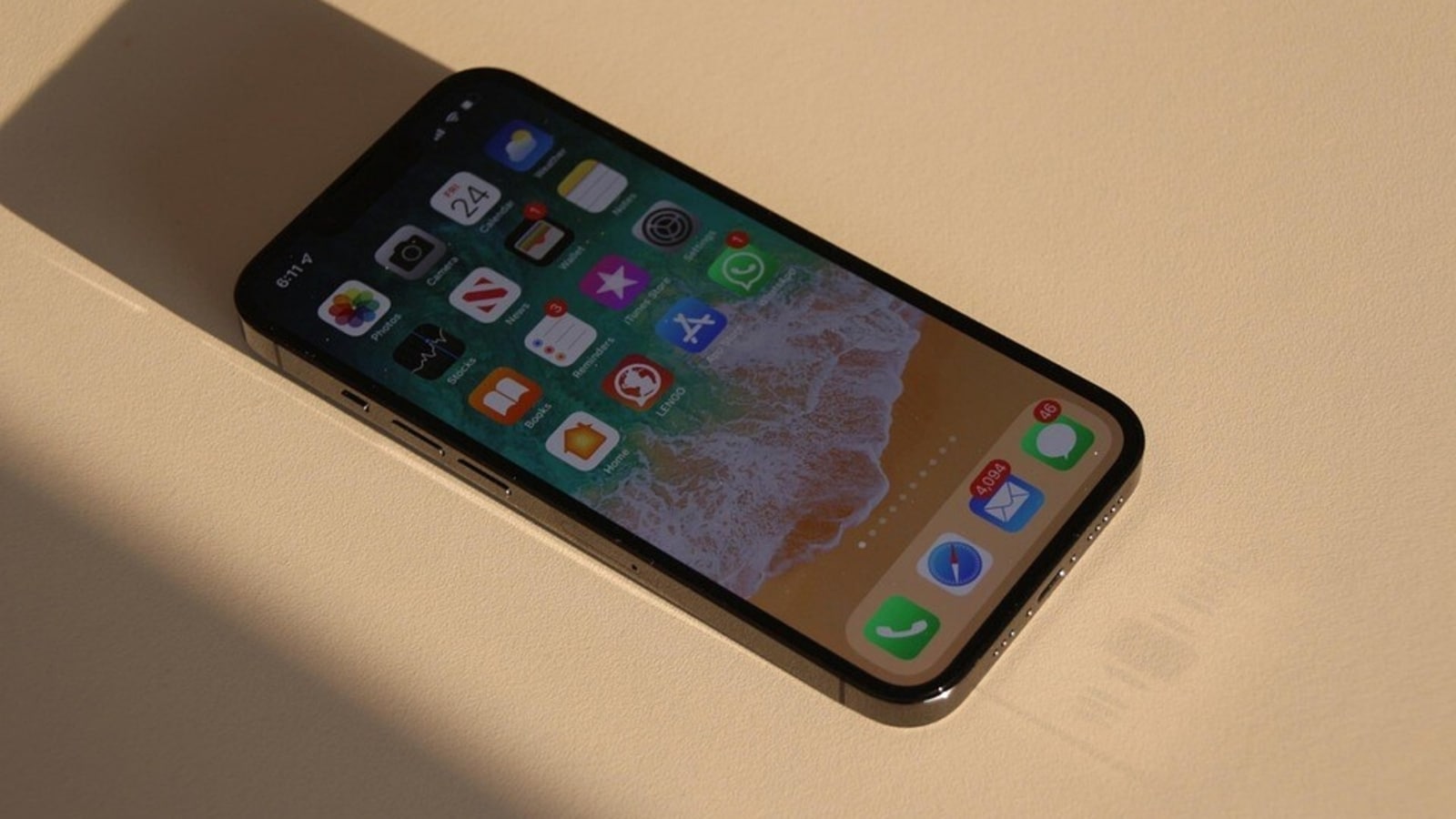 iPhone 14 Max가 한 달 앞으로 다가왔습니다.  $899에 이 멋진 전화기를 저렴한 가격에 구매하세요.