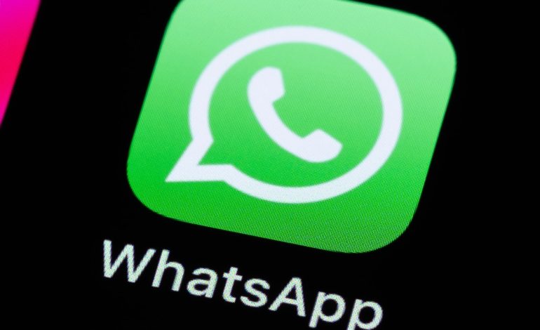 WhatsApp에서는 곧 상태 업데이트로 더 긴 음성 메모를 공유할 수 있게 됩니다. 자세한 내용을 확인하세요.